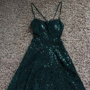 Elegant Green Sequin Dress